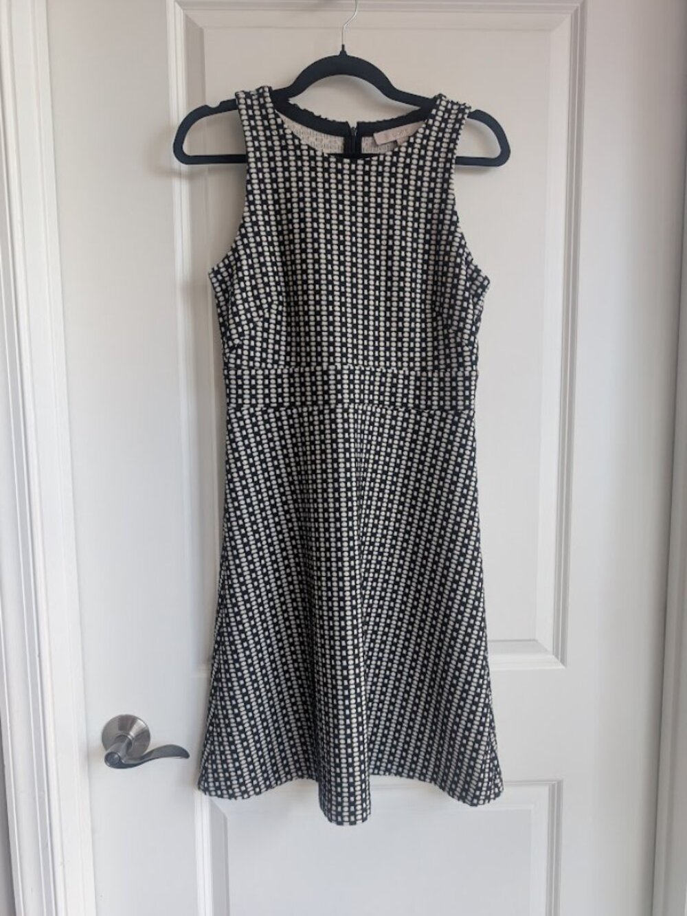 Classic sleeveless black & white midi-dress.  Loft brand.